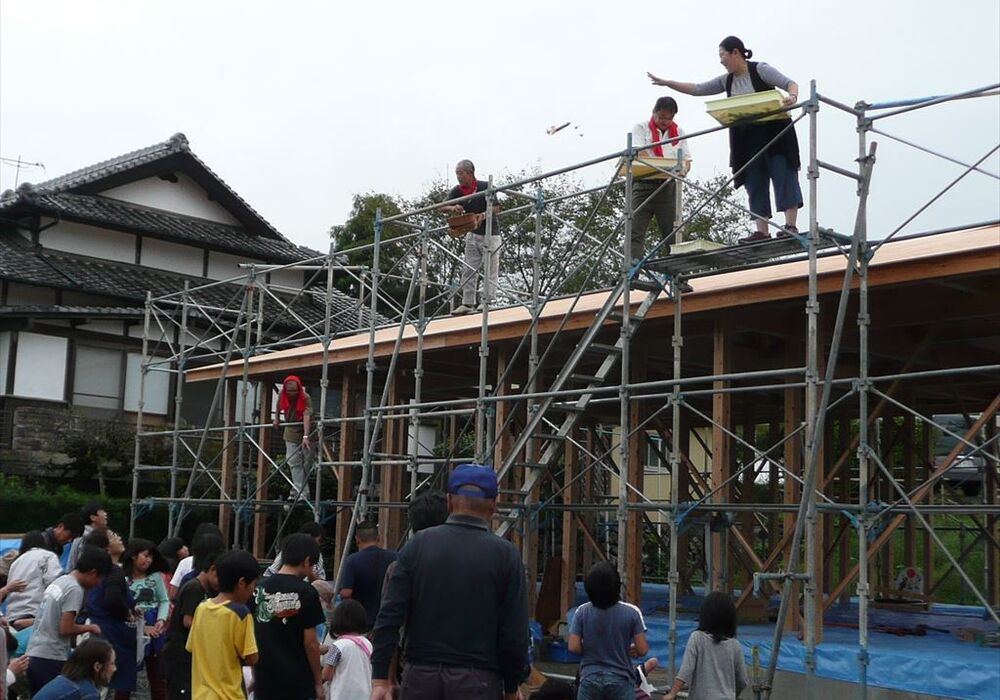 餅まき　上棟式