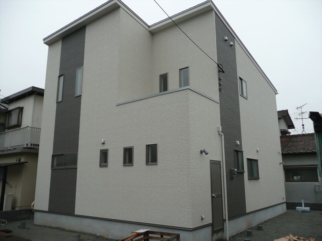 木造工法・２階建て