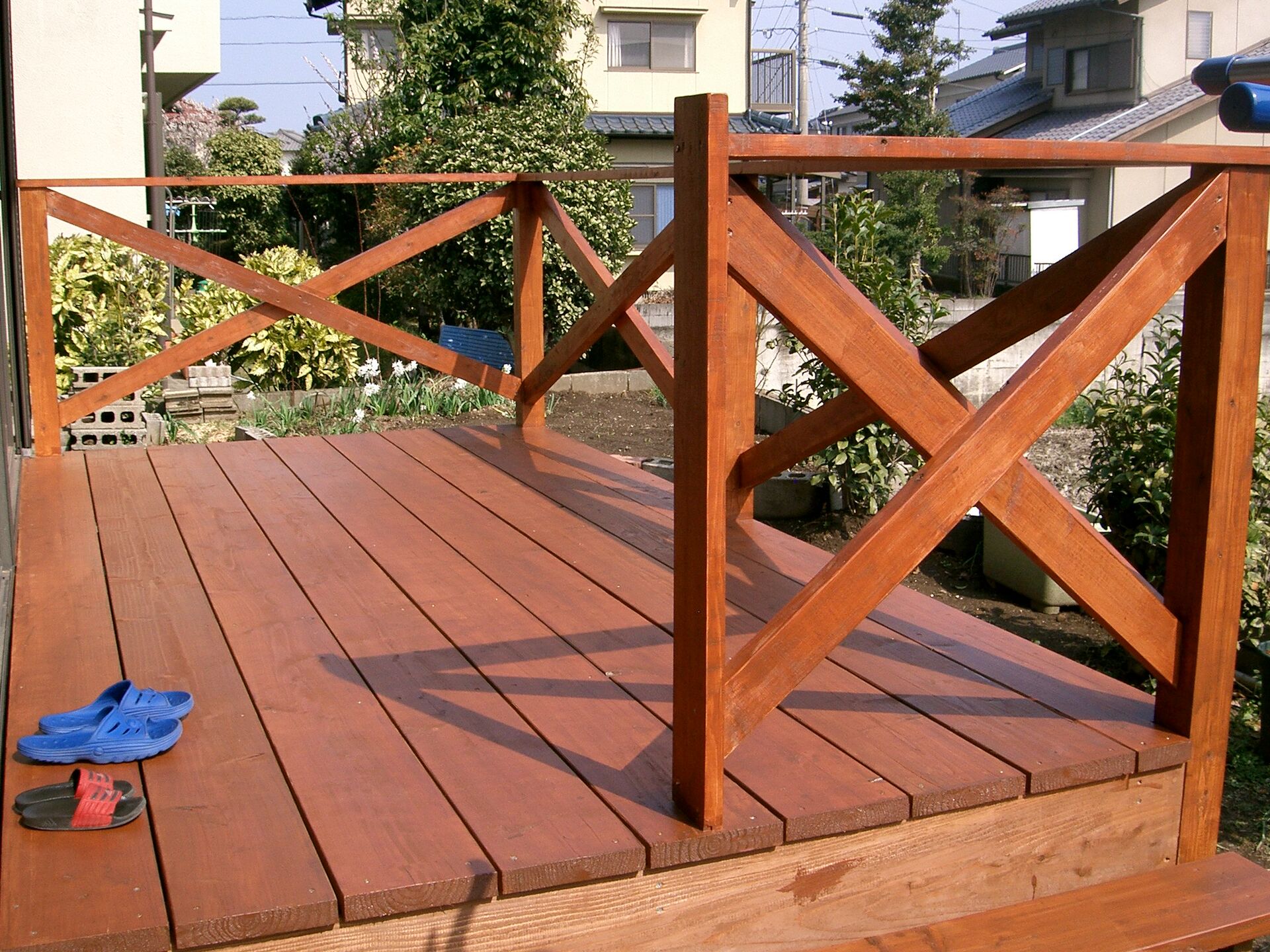 ウッドデッキ