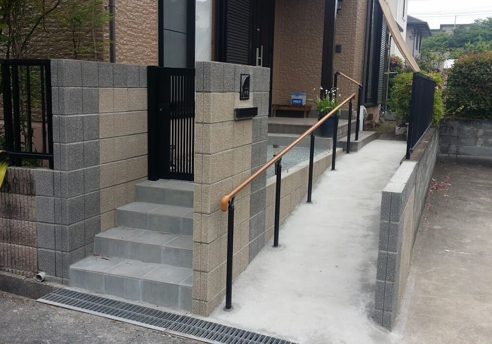 外構　スロープ