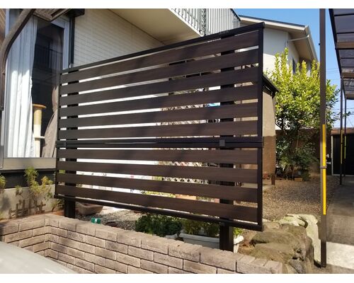 目隠しフェンス